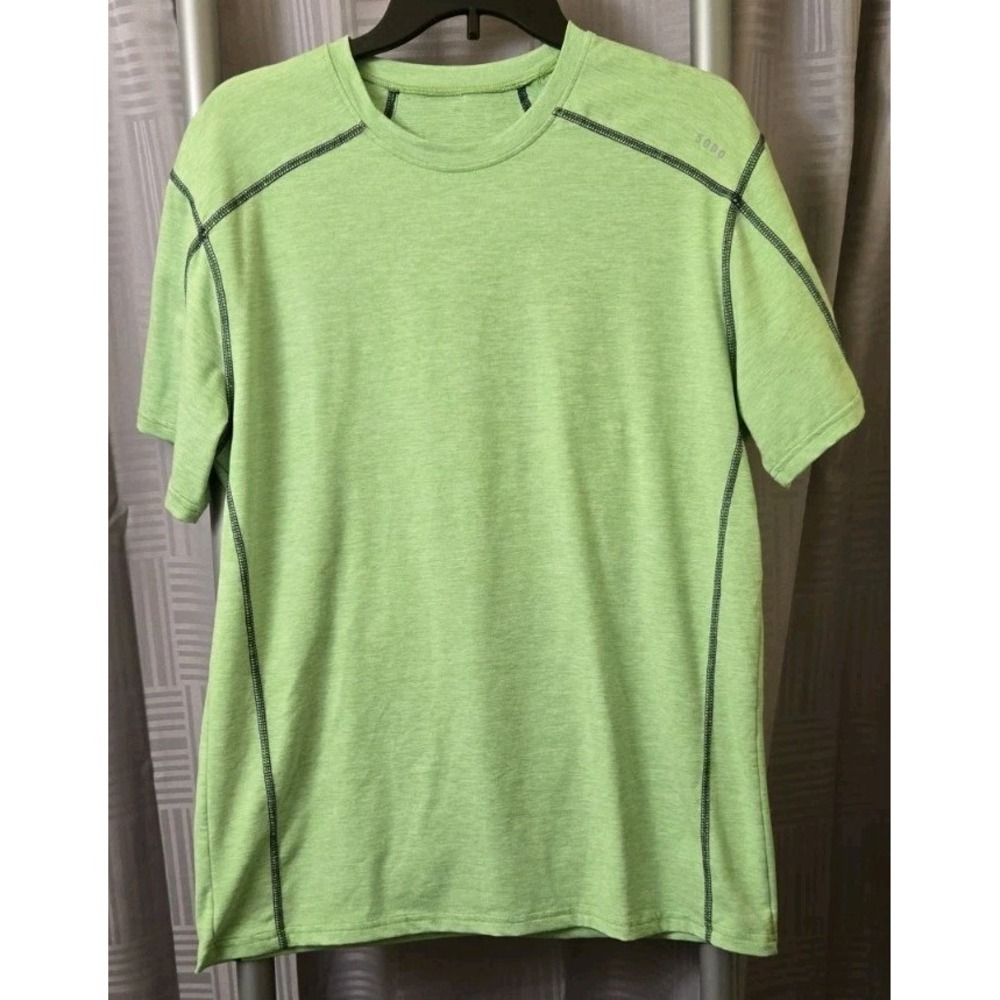SODO Performance Shirt Medium Short Sleeve Activewear Neon Green Hiking Outdoors